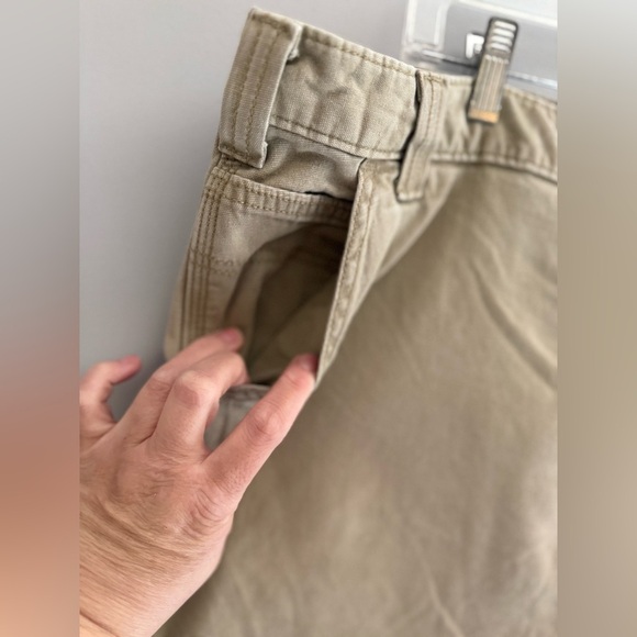 Carhartt Men’s Cargo Shorts SZ 42 Relaxed Fit Khaki Utility Work Pockets Summer - Picture 2 of 9